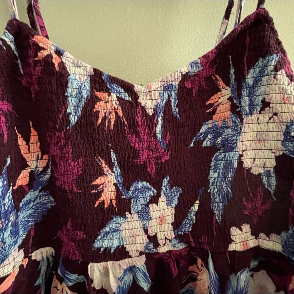 American Eagle summer dress. - Picture 2 of 5